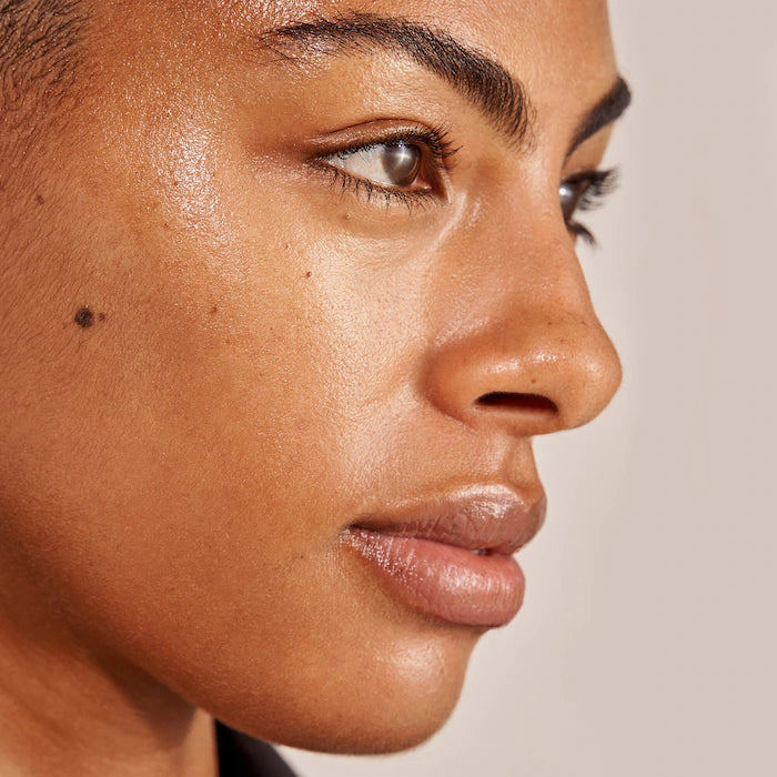 MERIT Great Skin Instant Glow Serum with Niacinamide and Hyaluronic Acid