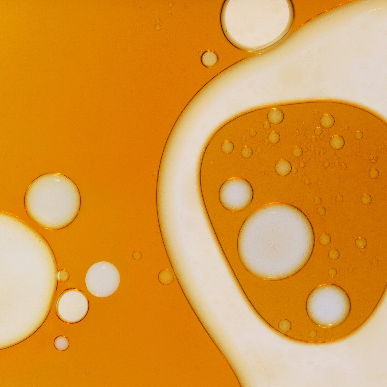 MERIT Great Skin Instant Glow Serum with Niacinamide and Hyaluronic Acid