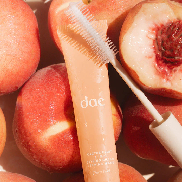 dae 3-in-1 Styling Cream with Taming Wand limited edition Desert Peach