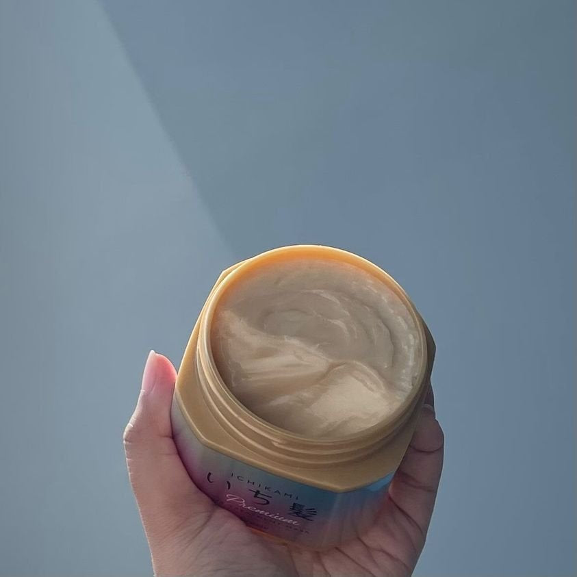 Kracie Ichikami Premium Hair Treatment Mask